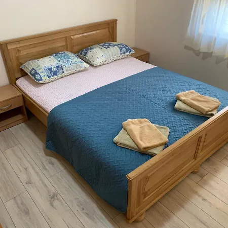 Baric Apartment *